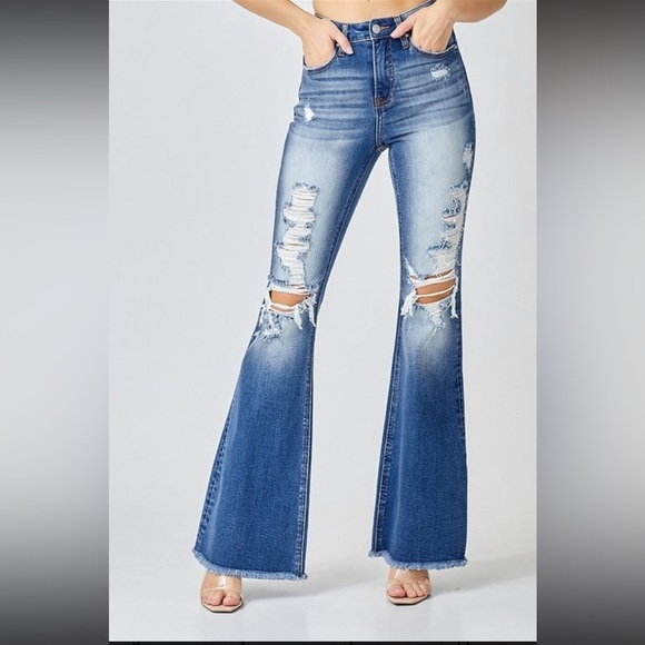 Denim - NWT RISEN HIGH RISE DISTRESSED FLARE DENIM 29